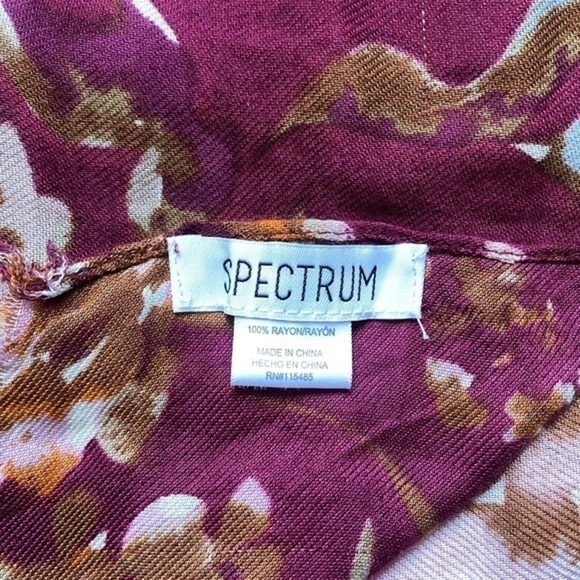 Spectrum Large Ombré Floral Scarf With Slight Fringe Ends Onesize Fits All - Picture 5 of 7